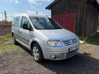 Caddy TDI 77kw 7 míst