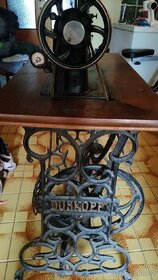 Prodám starožitný šicí stroj Durkopp - 1