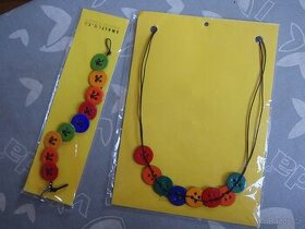 Náramek a náhrdelník z barevných knoflíků - 1