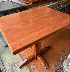 Masivní dřevěné stoly - 1