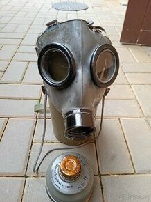 Plynová maska 1953