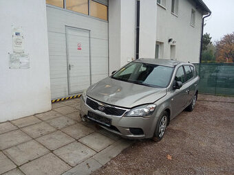 Kia Ceed kombi 1,4 66,2kw - náhradní díly