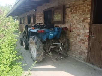 Malotraktor Iseki Ta215