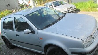 VOLKSWAGEN Golf IV 1.6