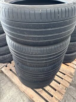275/40/21 a 315/35/21 letni