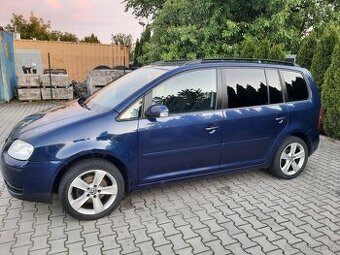 Vw Touran 2.0 FSI 110Kw.