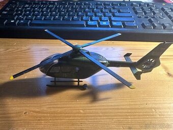 Model vrtulníku EC-135 Luftwaffe 1:72 - 1