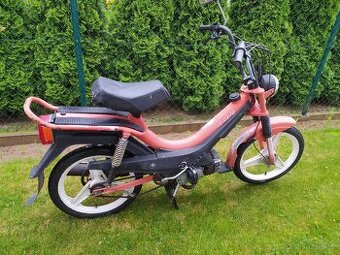 Moped Korado na díly