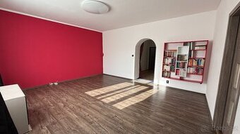 Prodej prostorného bytu 2+1 v Kostelci nad Orlicí