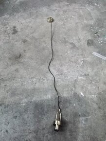 NOVÉ stropní světlo pro 1 žárovku nepoužité, černý kabel