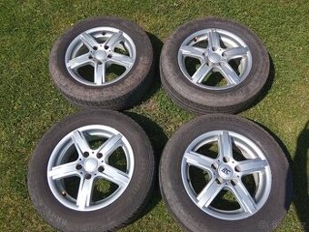 ALU kola 5x114,3 R15 , střed 67,1 mm
