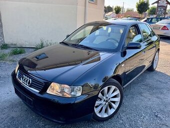 Audi A3,8L  1.6i 75kW.Ambiente.Plný Servis