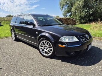Volkswagen Passat 4.0L W8