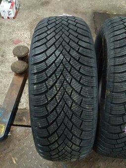 Zimní pneu 215/60/16 nexen