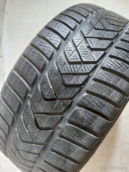 ❄️245/40 R18 Pirelli Zimní pneumatiky❄️