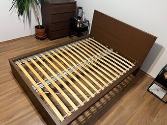 Postel MALM IKEA 140x200cm
