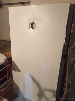 Sprchový vánočka lítá pouzita