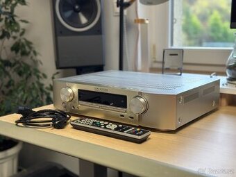 7.1 AV receiverem Marantz NR1605