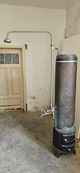 Starožitná koupelnová kamna