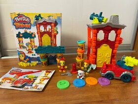 Požární stanice Play Doh + požární auto a formičky