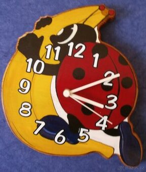 hodiny do dětského pokoje