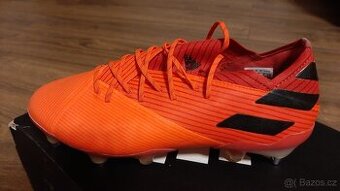 Kopačky na měkký povrch - kolík kov Adiida Nemeziz EU 39