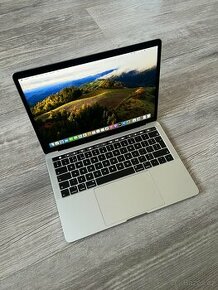 MacBook Pro 2019 13" 256GB/16GB/i5 touchbar Silver Apple