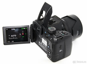 Pentax K-70 v setu s PENTAX DA 18-135mm WR s krabicí a dokla
