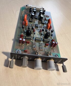 ACCUPHASE AD - 10