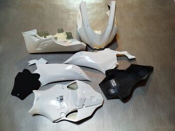 Laminátové kapoty Yamaha R6 2017-2025