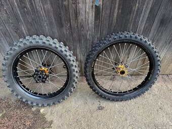 Kola 21" + 19" na Yamaha YZ-F