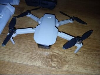 DJI Mavic Mini Fly More Combo