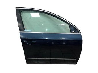 Pravé přední dveře modrá satin LC5F VW Passat B6 r.v. 2007