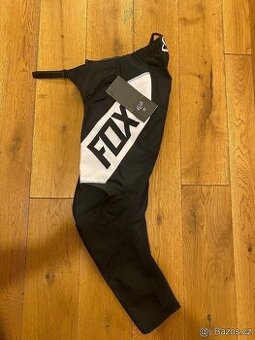 NOVÉ dětské kalhoty FOX 180 velikost 24