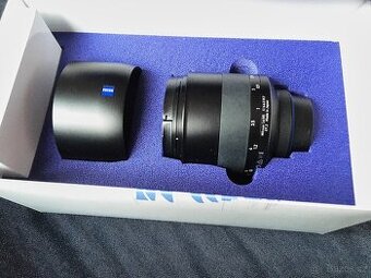 Zeiss Milvus 85mm f1.4