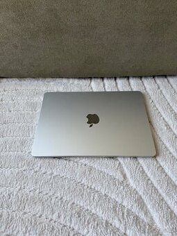 ZÁNOVNÍ APPLE MACBOOK AIR 13” 2022 M2/256GB/8GB/ZARUKA