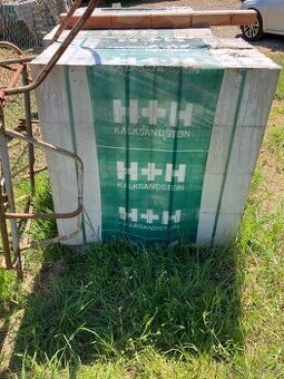 Prodám vápenopískové tvárnice tl. 200 mm