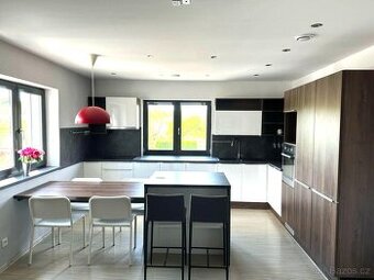 Podnájem bytu, 4+kk, 90 m2, Věry Junkové, Pardubice