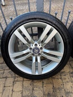 Mercedes-Benz Disky s pneu 265/40 ZR 20