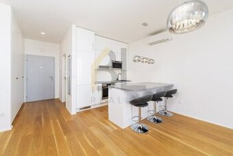 Prodej bytu 1+kk s lodžií, o výměře  32m2, Hodonín