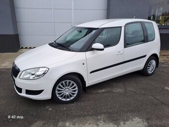 ROOMSTER 1.6TDi r.10 SERVISKA, PĚKNÝ -