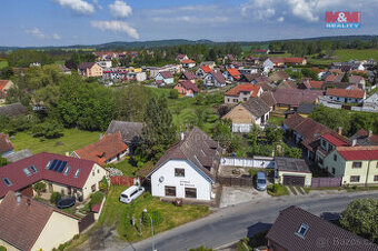 Prodej obchodního objektu, 112 m², s bytem 4+1 v Svéradice - 1