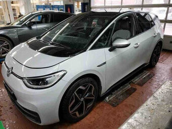 Volkswagen ID.3 Performance 1st 150kw/matrix/kamera/keyless - 1