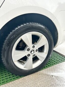 Škoda Octavia 16" Originální zimní sada