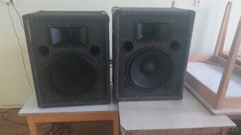 Prodám sestavu 2ks pasivních reprobeden 400W ncový zesilovač