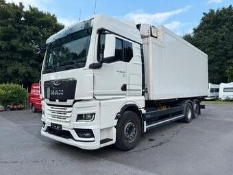 MAN TGX 26.470 - 6x2 - Schmitz + Carrier Supra 850 – EURO 6
