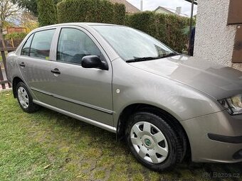 Garážovaná Škoda Fabia 1,2/47KW HTP po dědovi