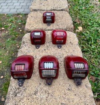 Jawa ČZ kývačka, půllitr, Velorex - zadní světla