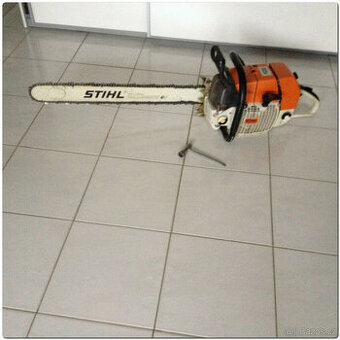 Stihl MS 880 v dobrém stavu.