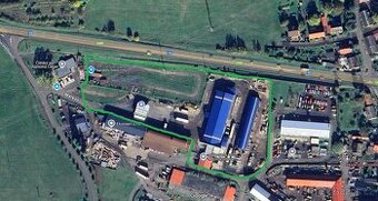 Areál, haly, sklady, výroba, garáže a zázemí.